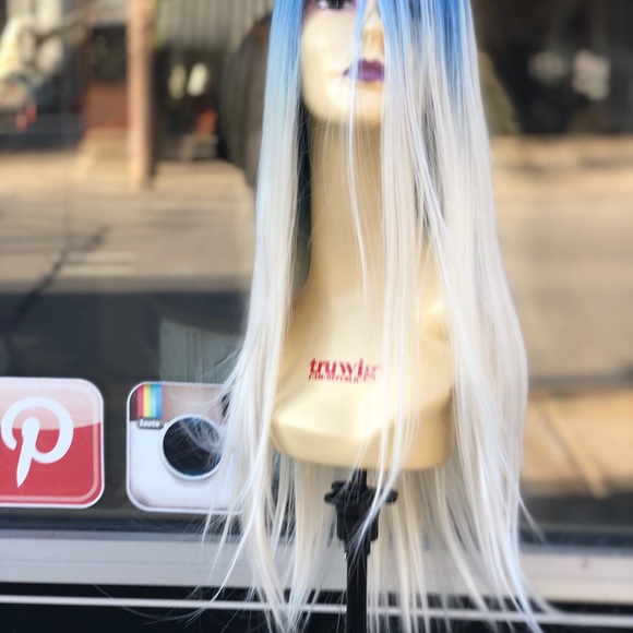 Blue white wig main image 4